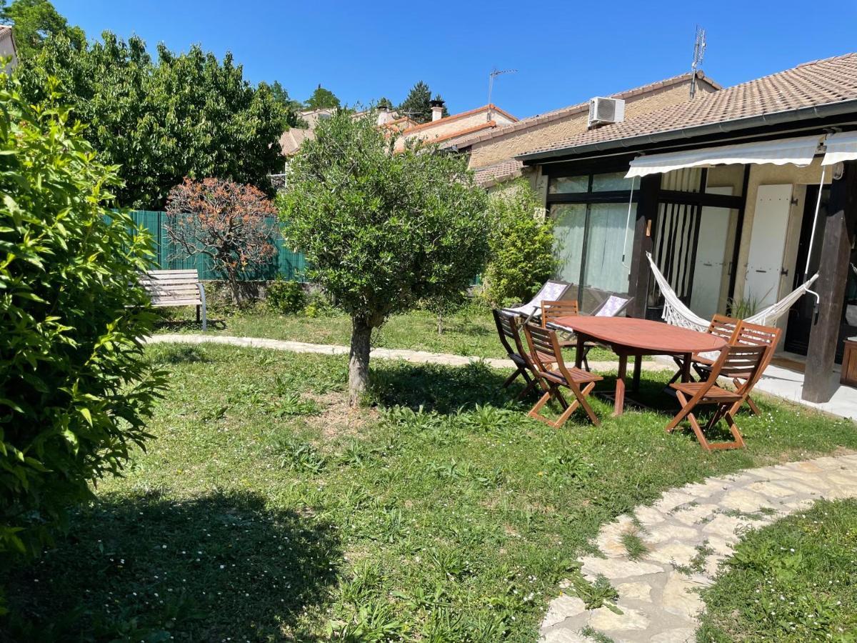 Maison Avec Jardin クレ エクステリア 写真