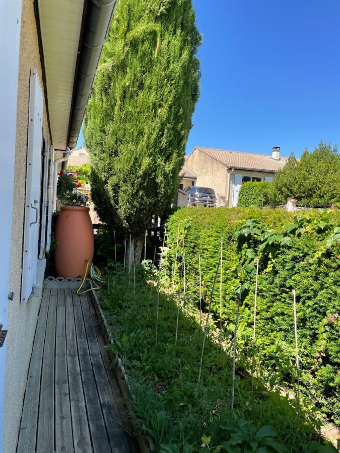 Maison Avec Jardin クレ エクステリア 写真